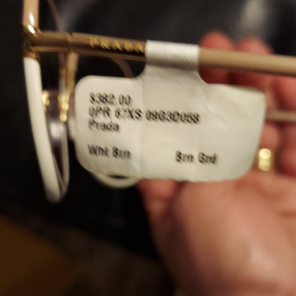 Sunglasses - Picture 4 of 4